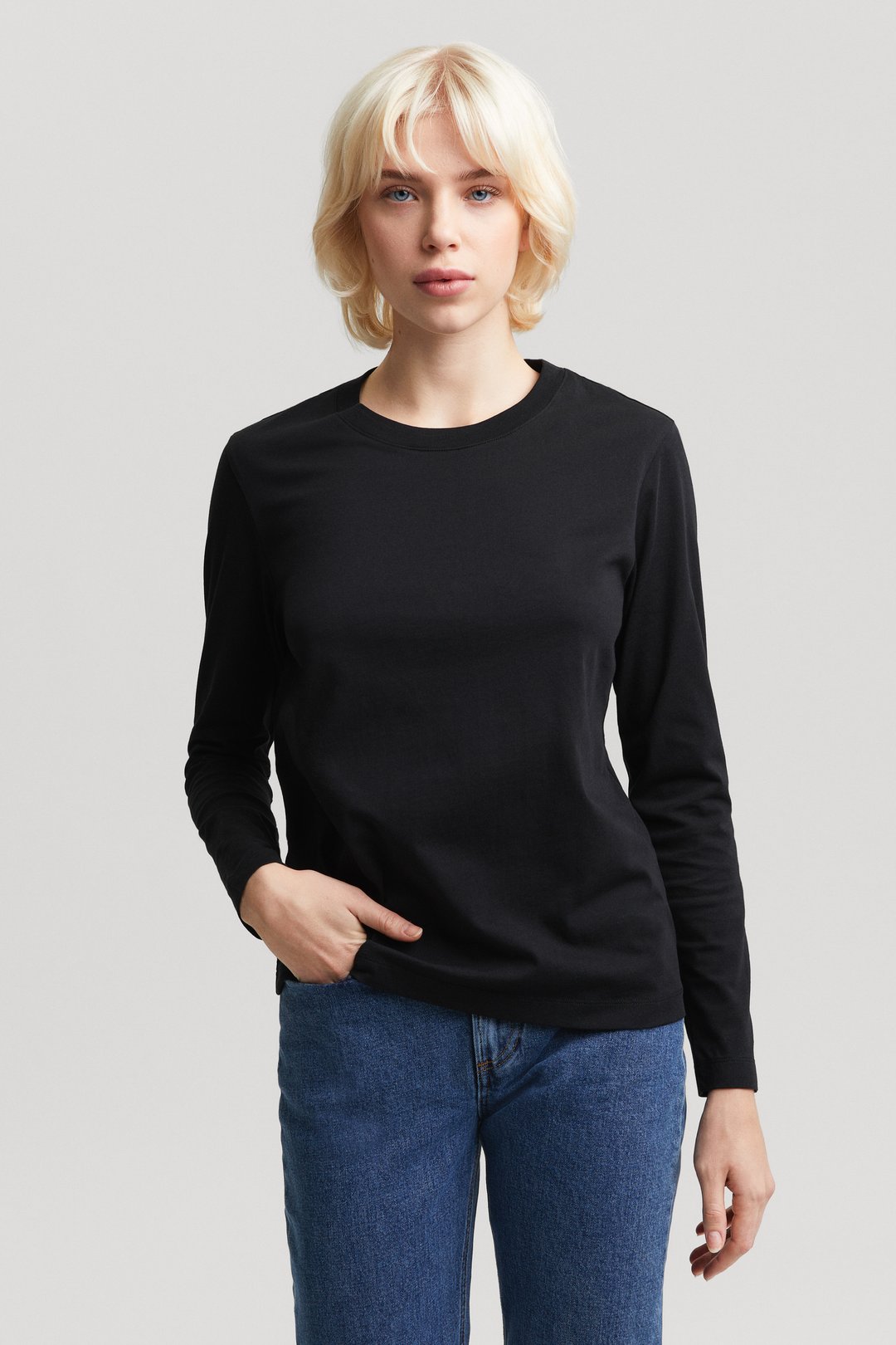 Black Long Sleeve T-Shirt | Heavy Cotton Crewneck - ASKET